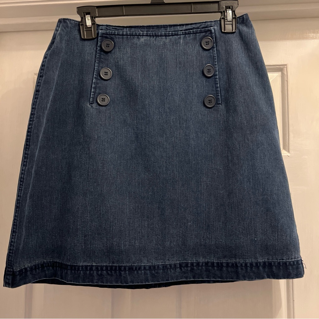 Sigrid Olsen Sport Denim Skirt 10 Petite With 6 Button Detail .